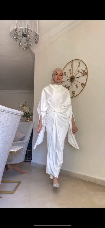 فستان " ليمار " باللون الابيض 