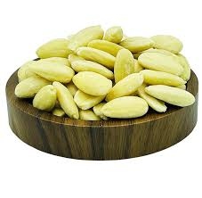 اللوز الكامل المقشر النيء 250غم