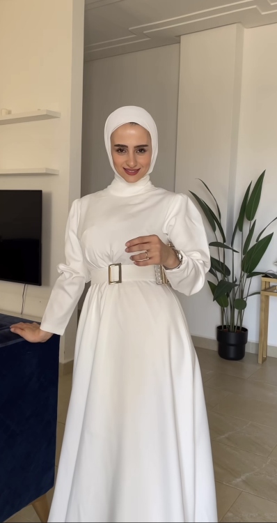 فستان فلورا ابيض (مع حزام) 
