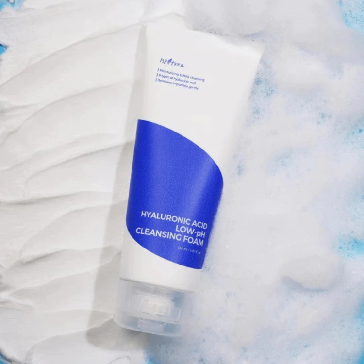 Isntree HYALURONIC ACID LOW-PH CLEANSING FOAM غسول ازنتري الرغوي بالهايلرونيك اسد