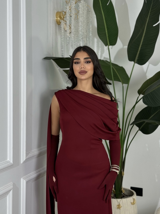 (جوليا )Elegant Julia Dress – One Shoulder & Draped Side Cape
