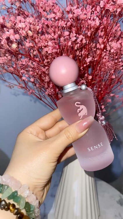 عرض خاص  3 عطور تستر بسعر 25 دينار والعطر الرابع مجاناً   فقط استخدم كود free  لتحصل على توصيل مجانا 
