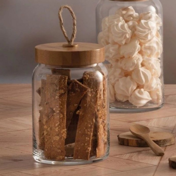 Glass hostess 