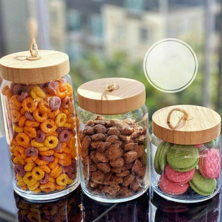 Glass hostess 