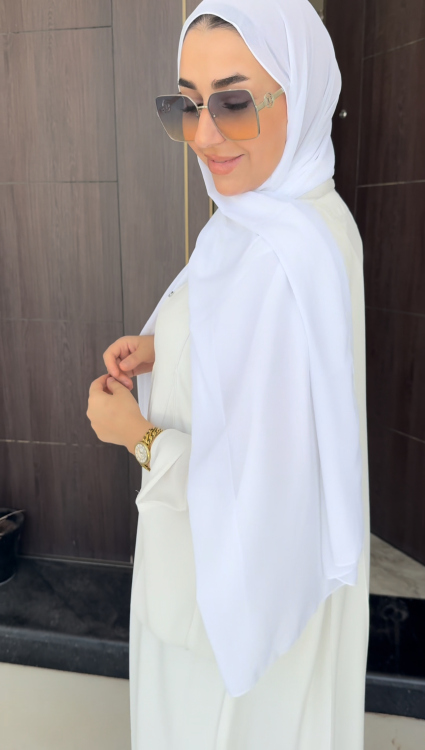 عباية ميمي لون ابيض