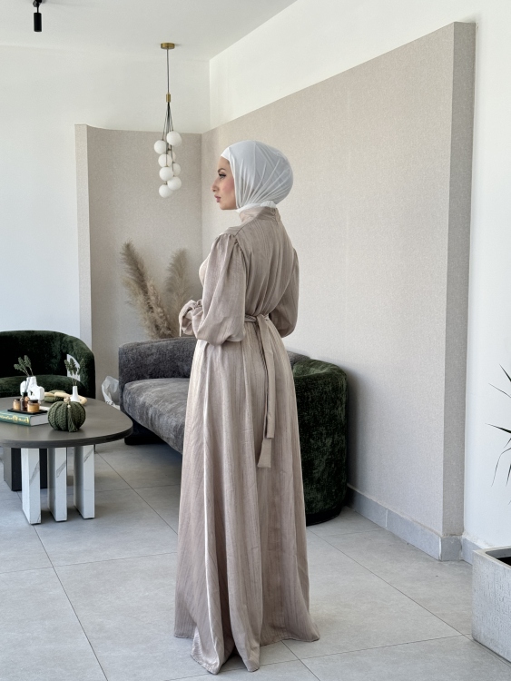 فست " لون " باللون البيج 