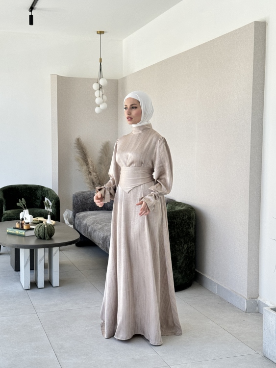 فست " لون " باللون البيج 