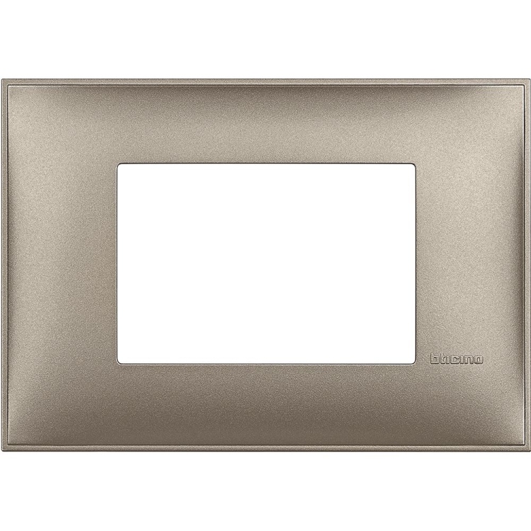 cover plate - 3 modules - titanium metal غطاء شمبين 