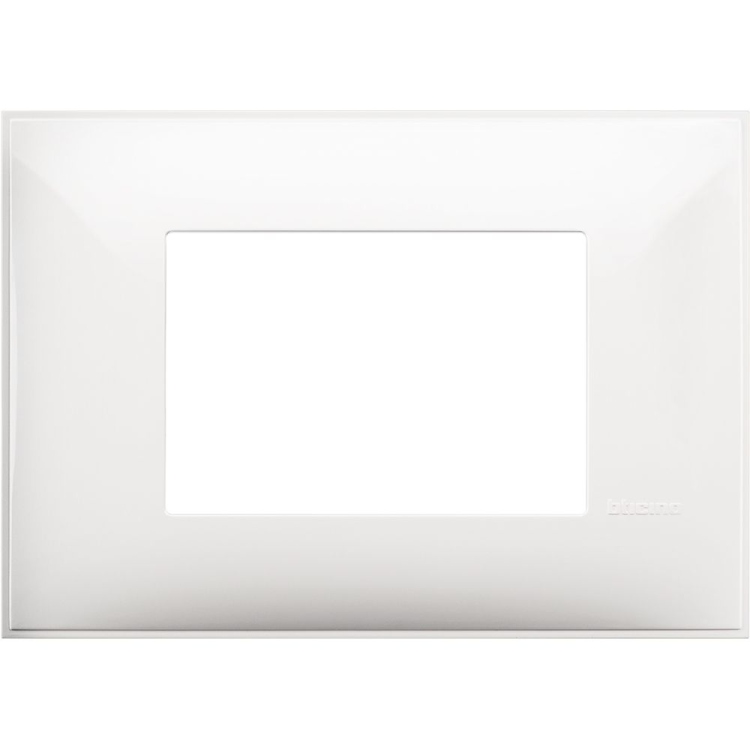 cover plate - 3 modules -  غطاء ابيض 