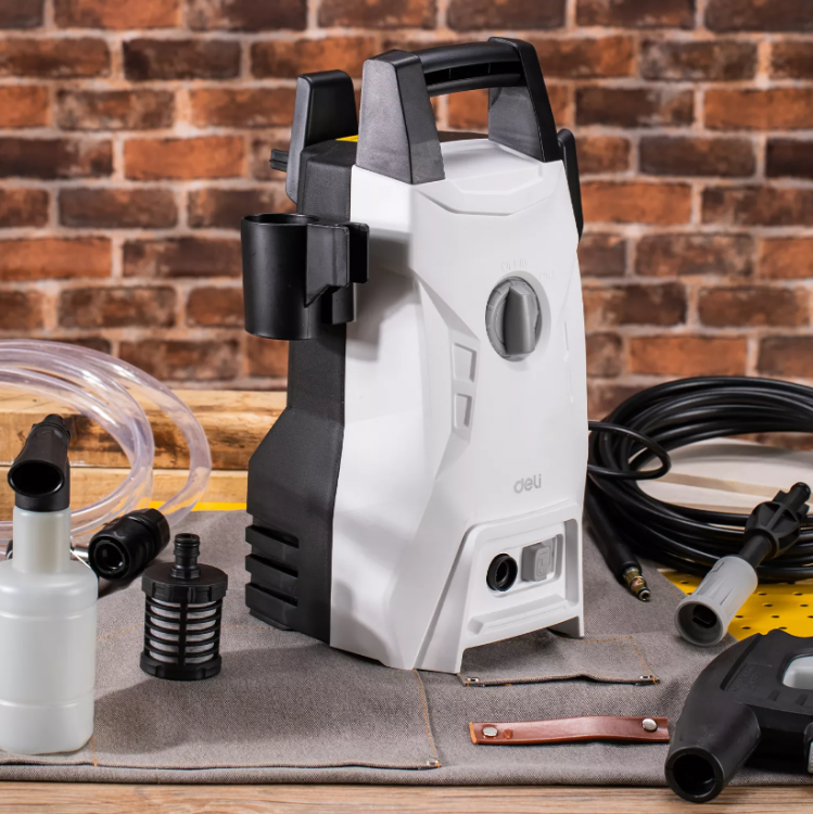 High pressure washer deli