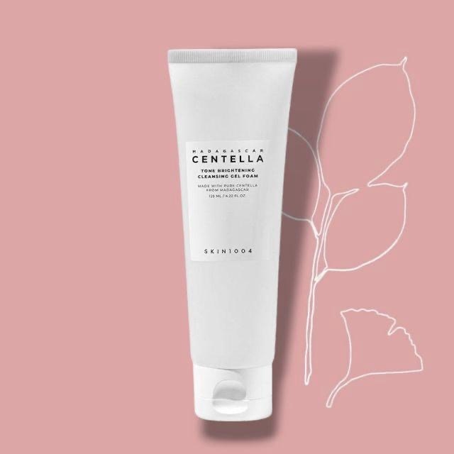 Skin1004 Brightening Cleansing Gel Foam غسول جل رغوي لتفتيح البشرة