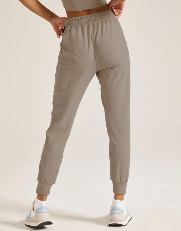 Beyond Yoga Spacedye Commuter Midi Jogger