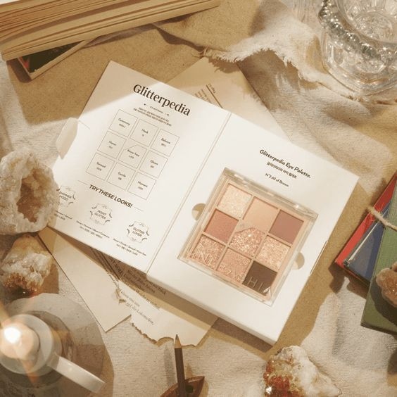 UNLEASHIA , Glitterpedia Eye Palette - N°2 All Of Brown