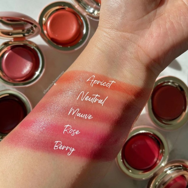 Rare Beauty, Stay Vulnerable Melting Cream Blush   رير بيوتي، بلشر كريمي