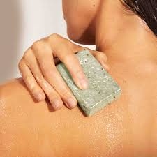 BATH & SHOWER Revitalising  beautanicals  Soap Bar   35889