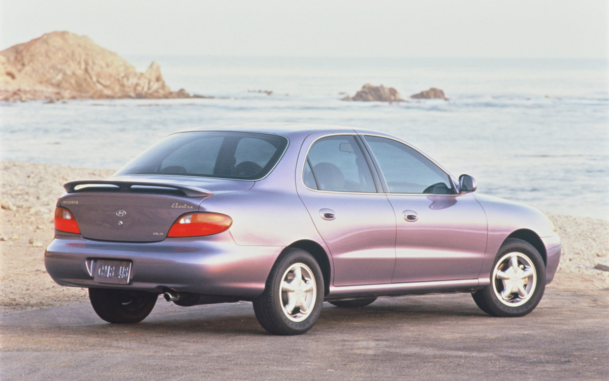 تظليل كريتف هونداي Elantra AVANTI 4 dr موديل  1996-2000