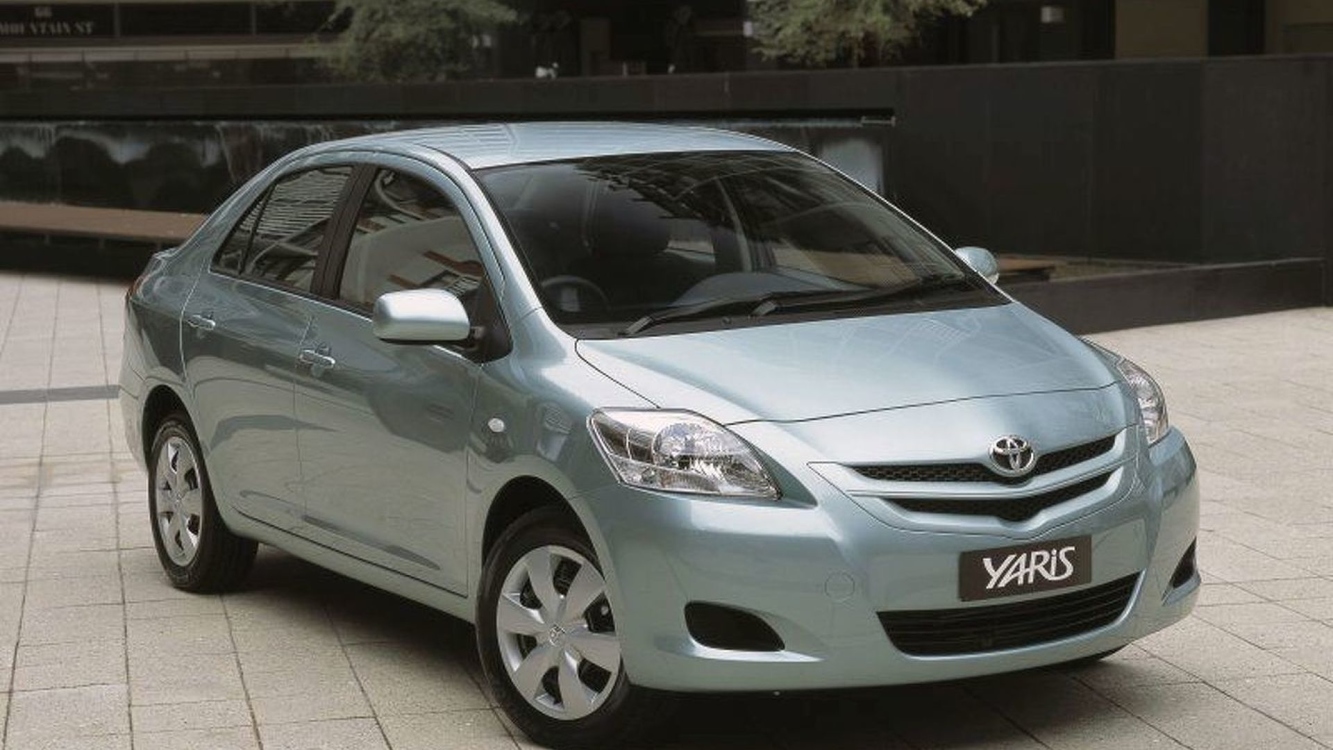 تظليل كريتف تويوتا يارس TOYOTA Yaris Sedan موديل  2006-2013