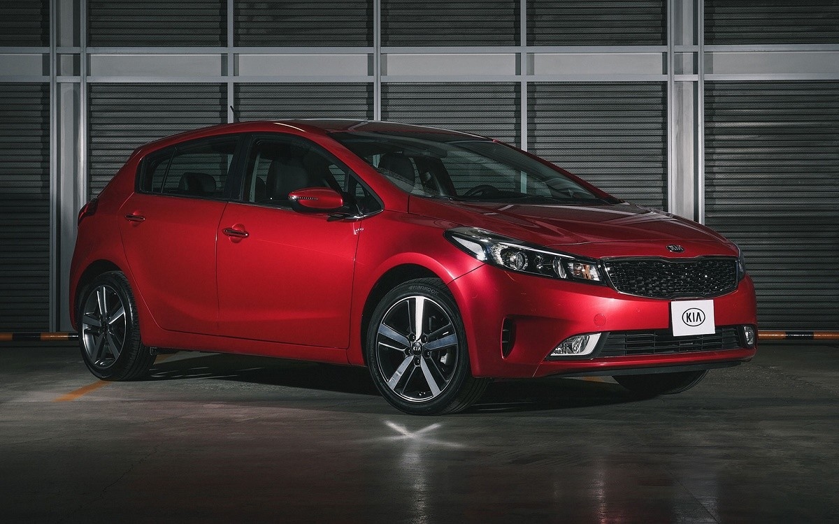 تظليل كريتف كيا  سيراتو هاتشباك KIA cerato HB موديل  2013-2014