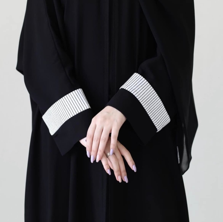 عباية عصرية 