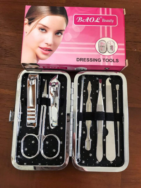 طقم العنايه بالأظافر NAIL CARE