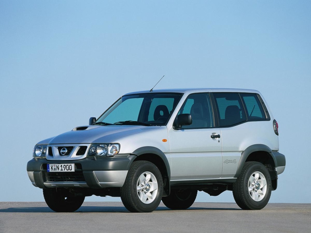 تظليل كريتف نيسان  Nissan TERRANO COUP موديل 2004-2006