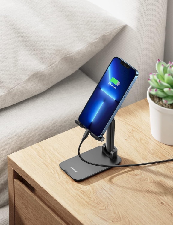 UGREEN LP373 20435 FOLDABLE MULTI-ANGLE
PHONE DESKTOP STAND WITH HEIGHT ADJUSTABLE BLACK