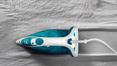 مكواة بخار Tefal Easygliss Plus - موديل FV5718EO