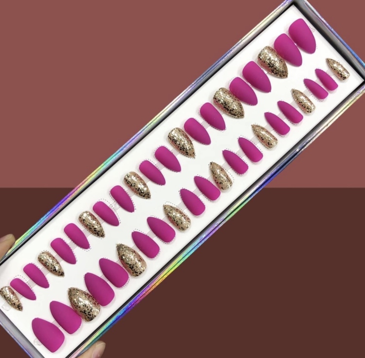 اظافر الوان مع لاصق دبل فيس عدد ٤٢ اظفر 