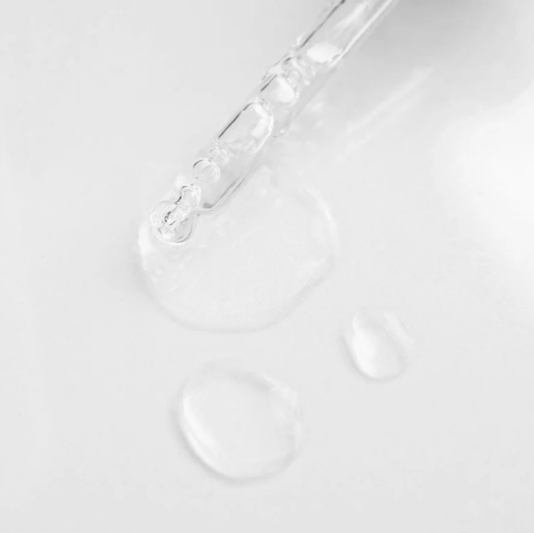 RNW, DER. CONCENTRATE Hyaluronic Acid Plus