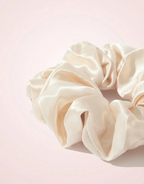 Satin scrunchies 4 pcs
