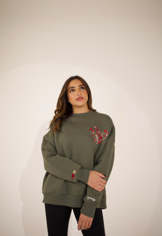 Mumtaneh- Grateful Sweater ( ممتنة)