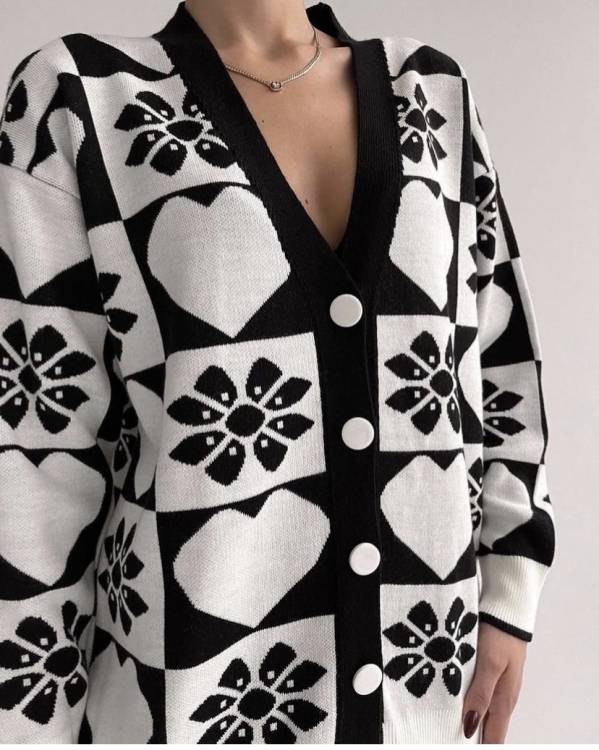 Heart Pattern Cardigan