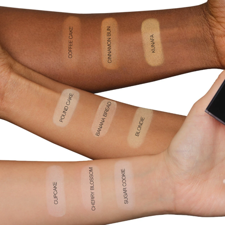 Huda Beauty, Easy Bake Loose Baking & Setting Powder 