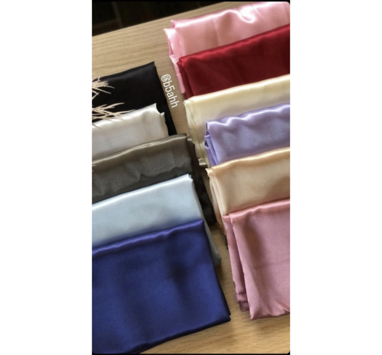 satin pillow case (1 pcs) - Gold
 غطاء وسادة ساتان (قطعة واحدة) - بيج غامق/ذهبي