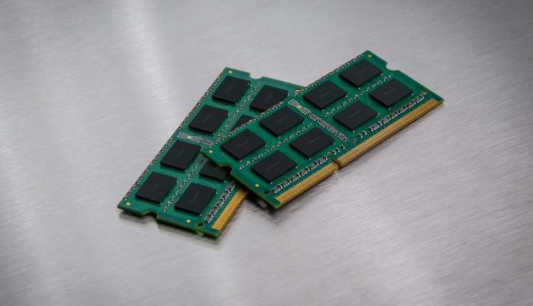 KINGSTON RAM DDR5 16GB 5600MHZ LAPTOP