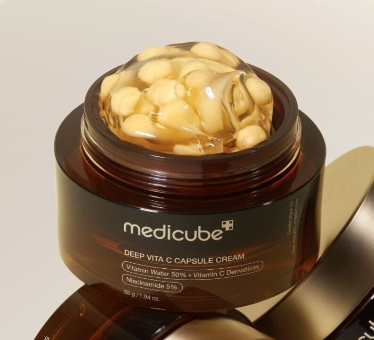 Medicube 𝐃𝐞𝐞𝐩 𝐕𝐢𝐭𝐚 𝐂 𝐂𝐚𝐩𝐬𝐮𝐥𝐞 𝐂𝐫𝐞𝐚𝐦  كريم كبسولات فيتامين سي النقي
