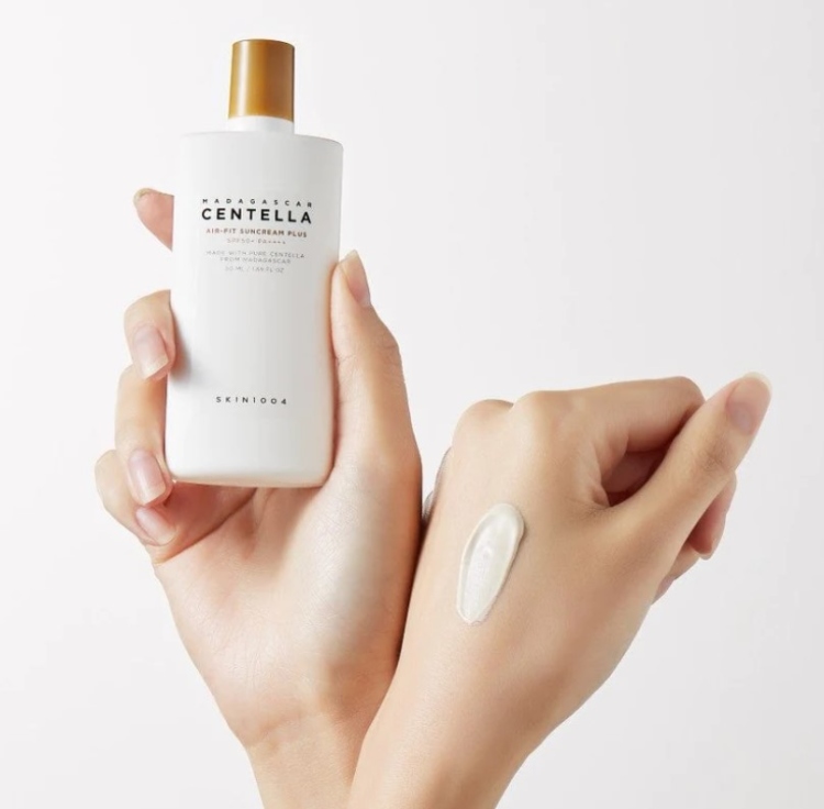 SKIN1004, Madagascar Centella Air-Fit Suncream Plus